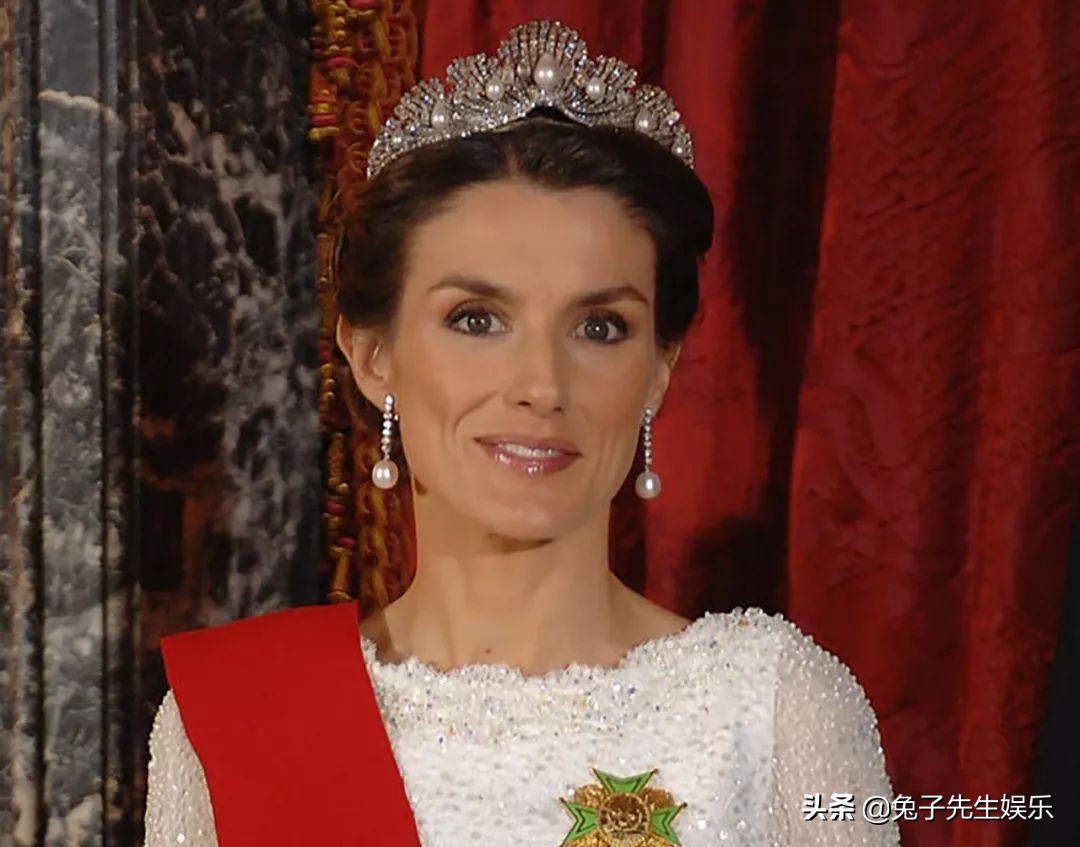 47岁西班牙王后二婚,47岁西班牙王后太惊艳