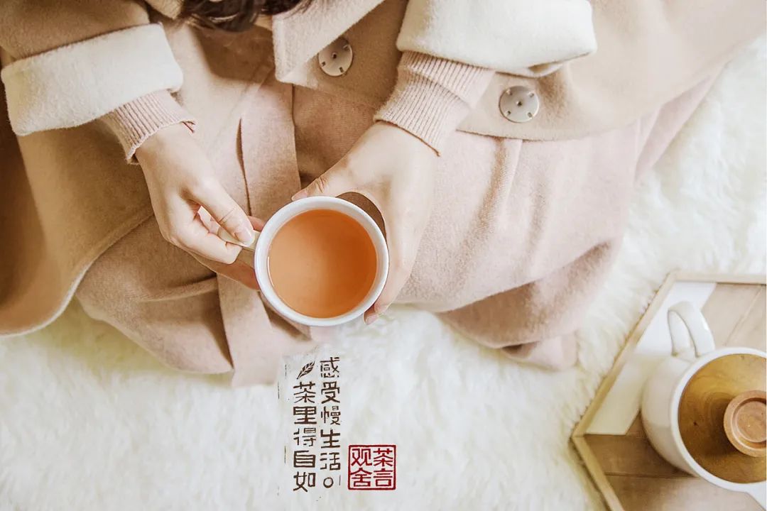 素雅的茶叶包装总能让人心旷,最有禅意的茶叶包装