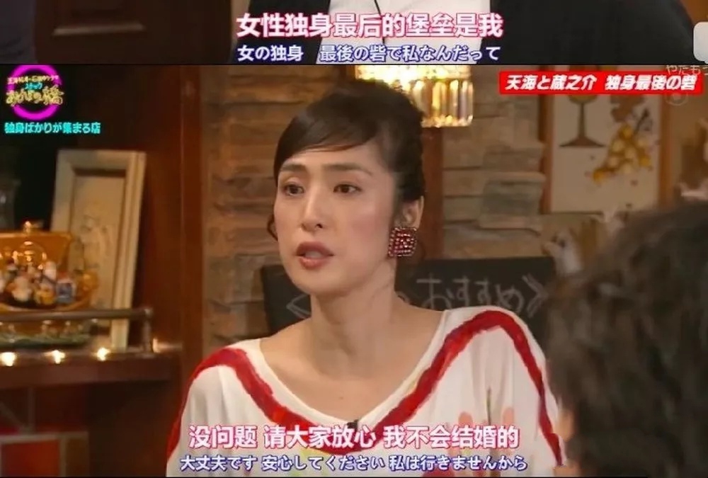 宝冢歌剧团男役可爱片段,宝冢歌剧团男役展示魅力