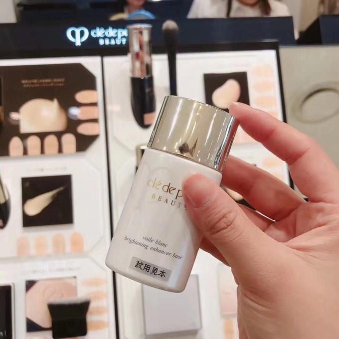 日本的彩妆品牌哪个气垫最好,日本最好用的十大粉底