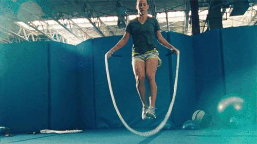 尾骨骨折一月后可以跳绳吗,手臂骨折多久可以开始跳绳