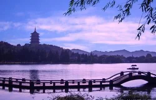 上有天堂下有苏杭杭州美景,上有天堂下有苏杭是苏州和杭州吗