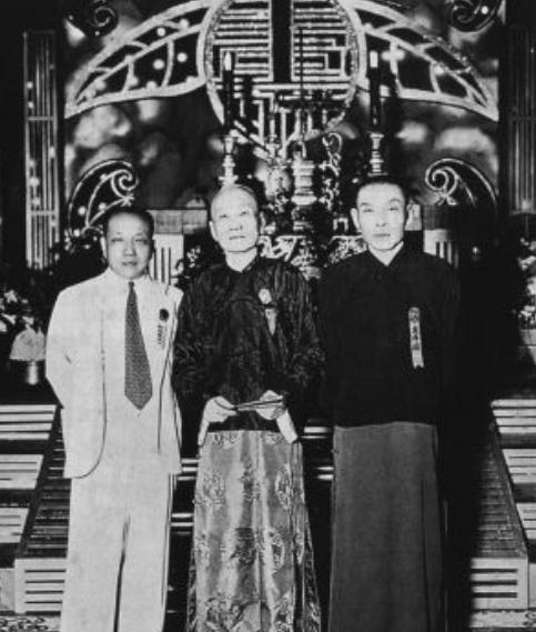 杜月笙的剑术视频,杜月笙有一把防身武器