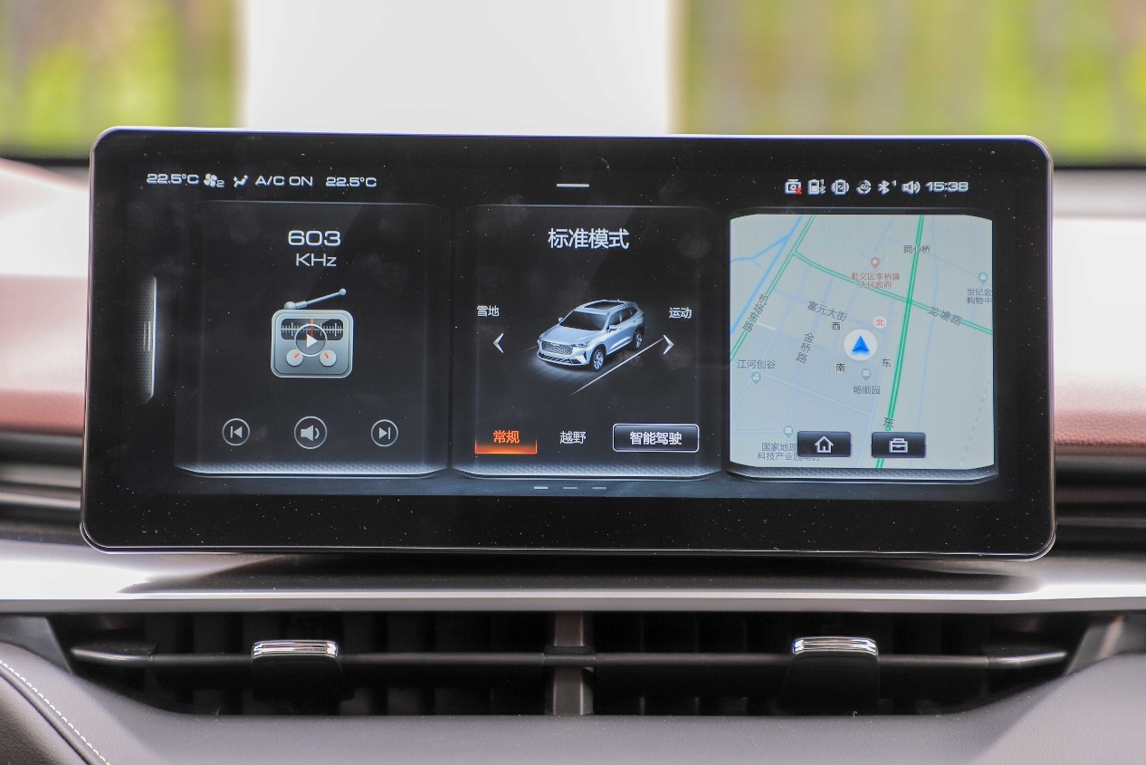 国民神车第三代哈弗h6亮点全解析,空间大动力强更省油第三代哈弗h6