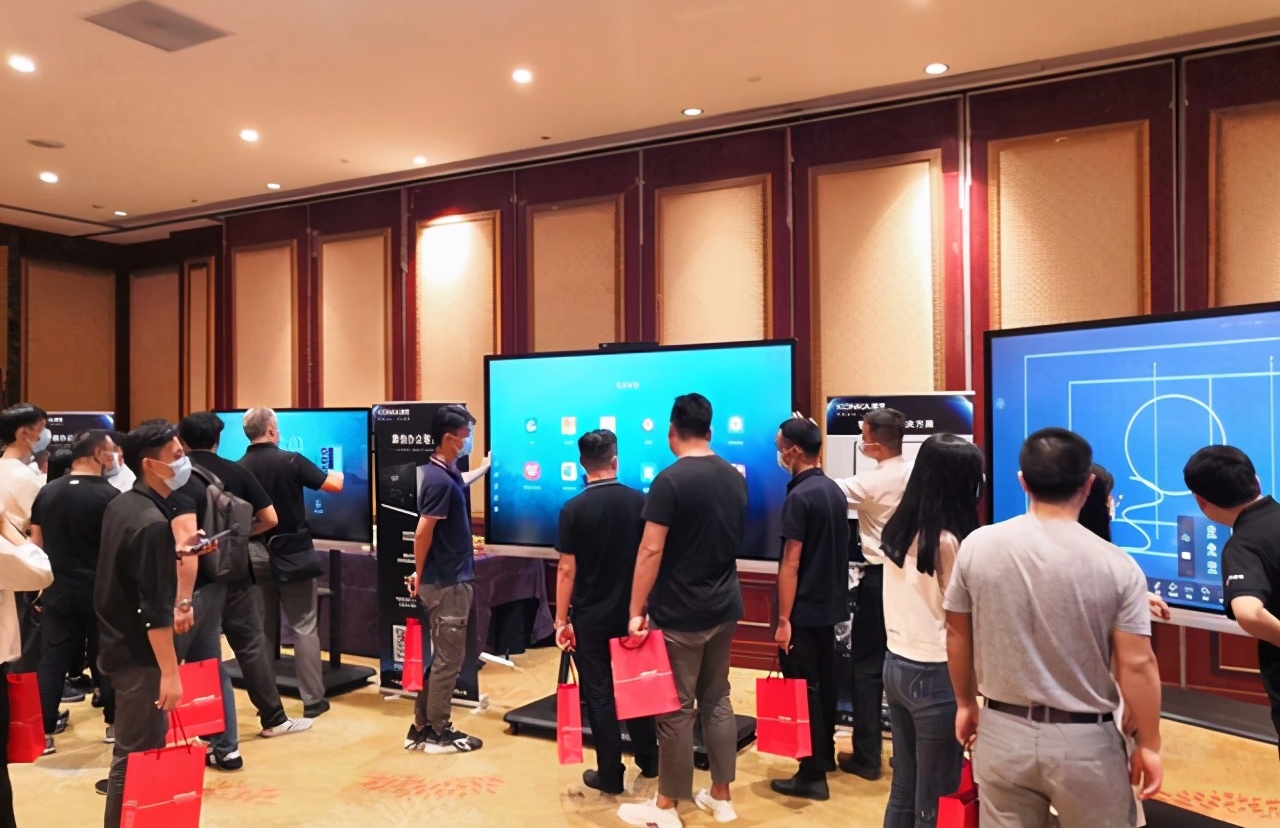 康佳壹视界商显,康佳壹视界