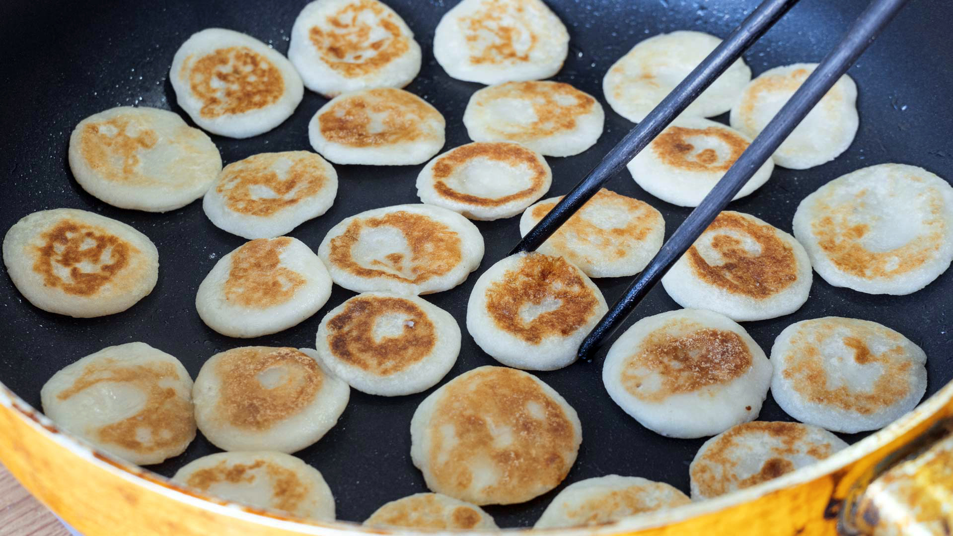 糯米粉这样做软糯酥脆全家抢着吃,糯米粉怎么煮好吃简单易学