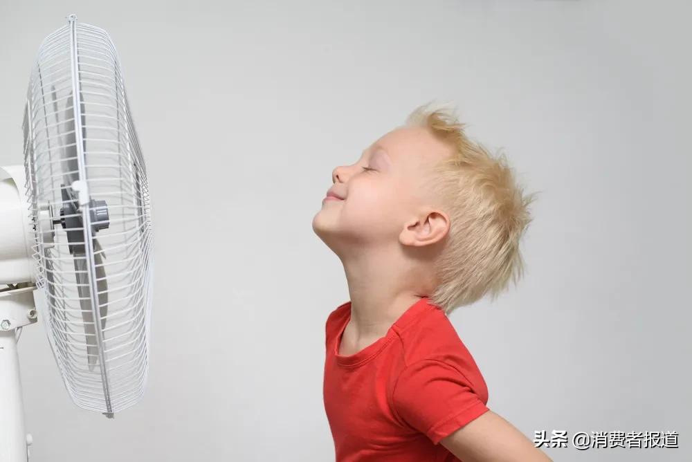 充电宝怎么给电插排供电,家用充电宝免接地线插座