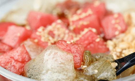 比冰棍养生，比奶茶解暑，三伏天的Q弹爽滑都在这碗中