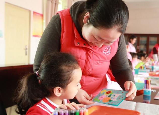 刚满两岁的宝宝上幼儿园合适吗,孩子几岁上幼儿园和一年级