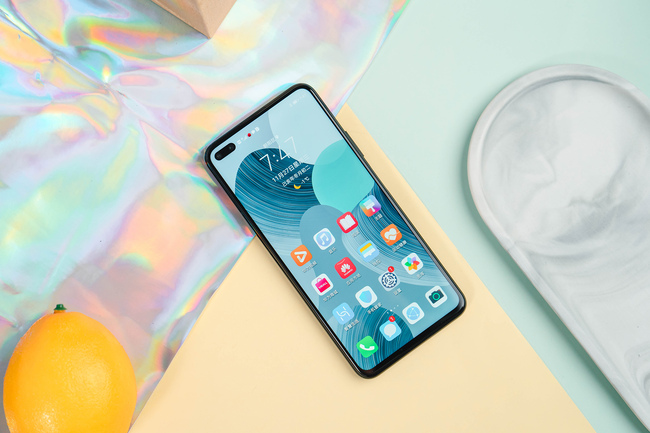 华为ax3和tplinkax3000哪个好,华为最值得入手的三千左右手机