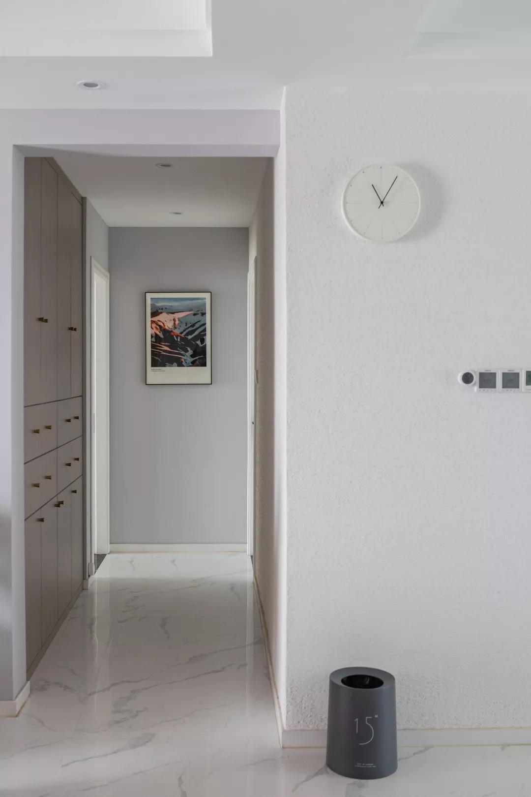 「恋·家」生活不需要太空旷，于是他们决定把家“变挤”