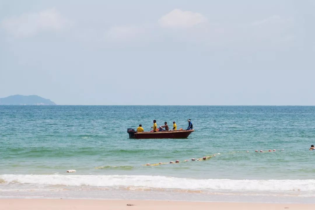 深圳少见的“十里银滩”，美到无边