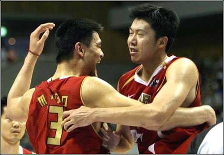 男篮最好的大前锋,周琦大郅