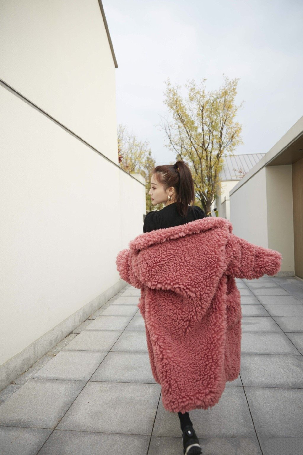 李小璐为网店拍写真美照,李小璐为网店拍贵妇写真