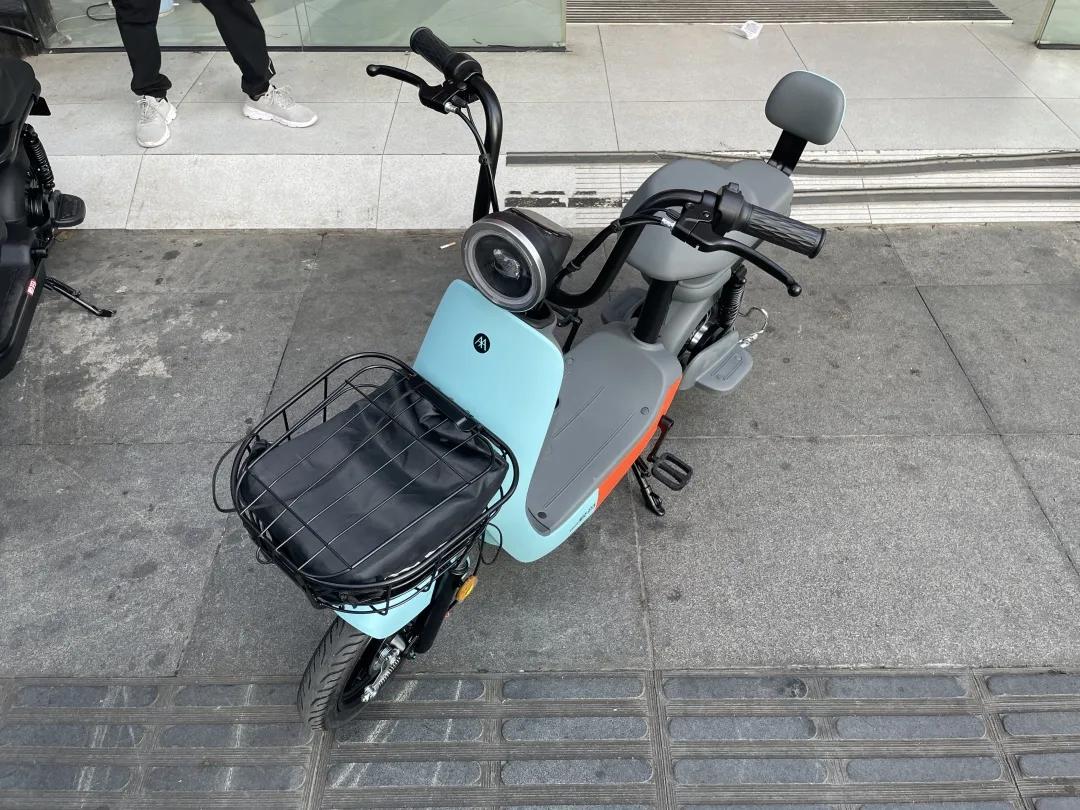 骑上小熊引擎迷你GO：2499，不烧骨油