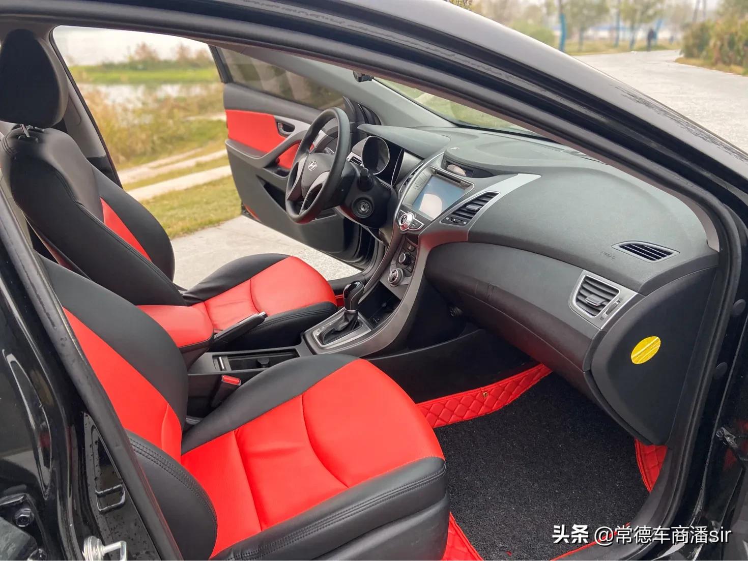 2014年现代朗动二手车值多少,2016现代朗动二手车值多少钱