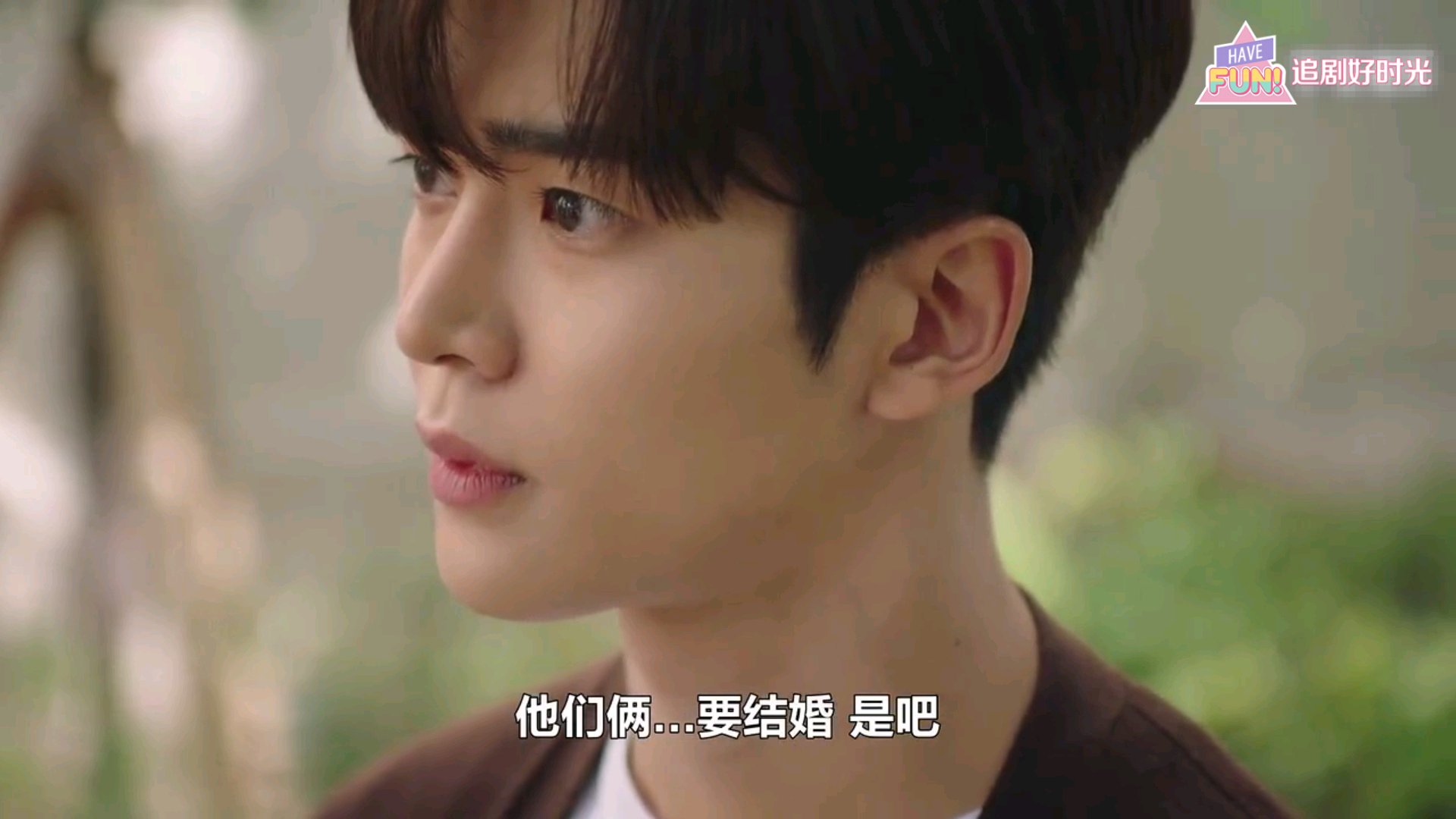 前辈请不要涂那支口红高甜,前辈请不要涂口红好看吗