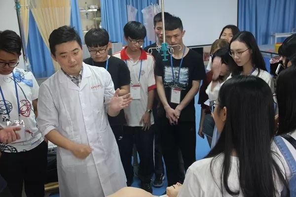 广东中职升本科院校,广东开放大学专科升本科的条件