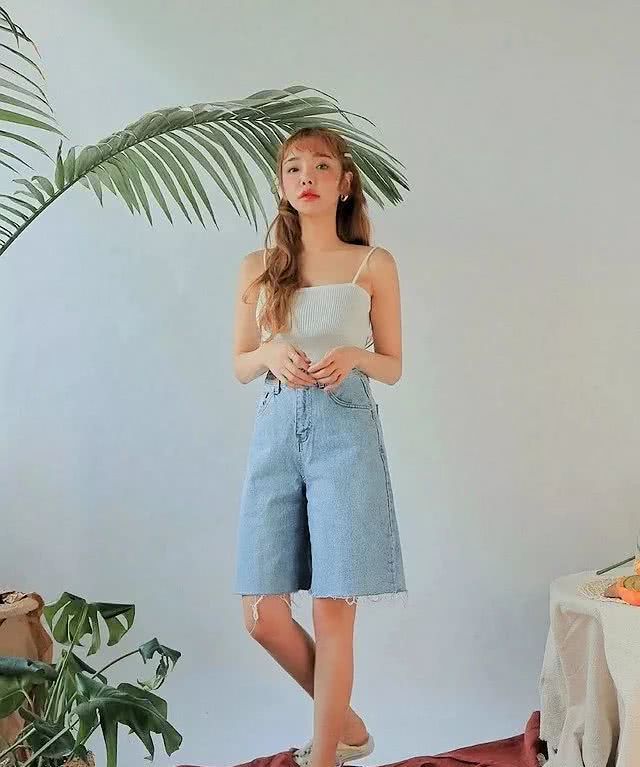 新晋的流行老爹裤这样穿最好看,阔腿裤过时了初秋老爹裤时髦显瘦