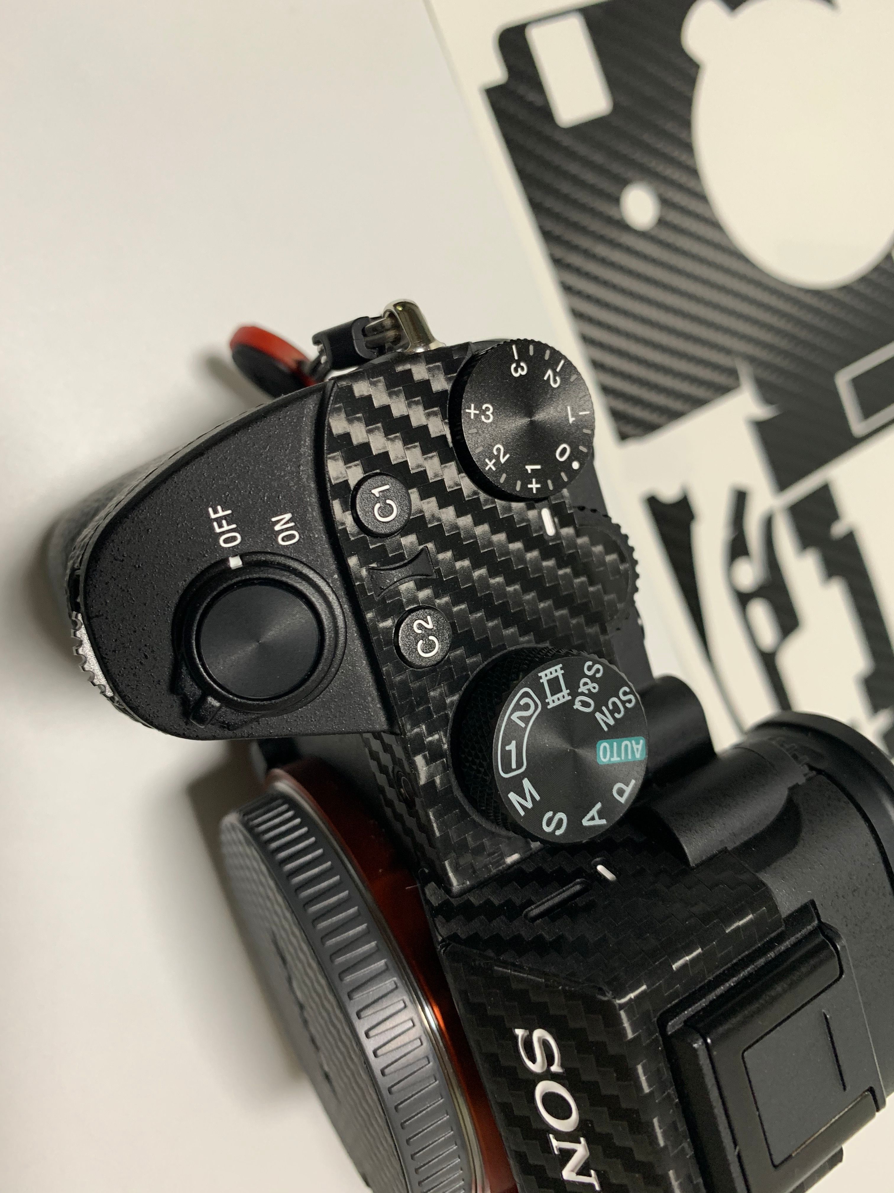 相机贴纸不留胶还牢固,相机3m的胶贴会留痕迹怎么清理