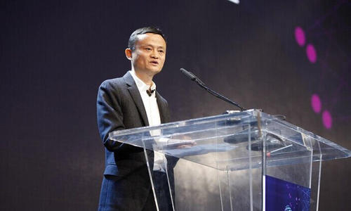 马云口碑突然崩塌，从“马爸爸”到“万恶的资本家”他都做了什么