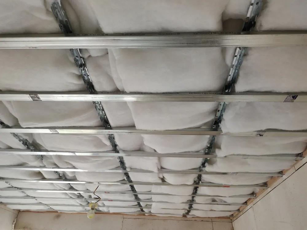 楼上吵到楼下有什么隔音办法吗,楼上装修太吵了又不敢上去怎么办