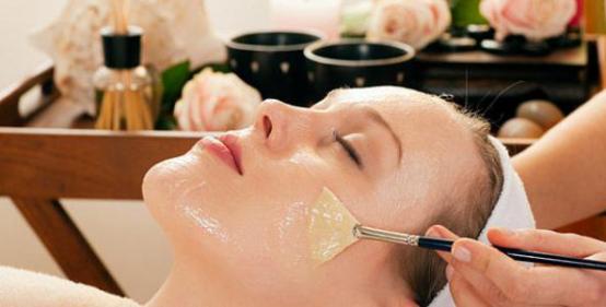 皮肤严重缺水刺痛用护肤品不吸收,皮肤缺水补水为什么会疼