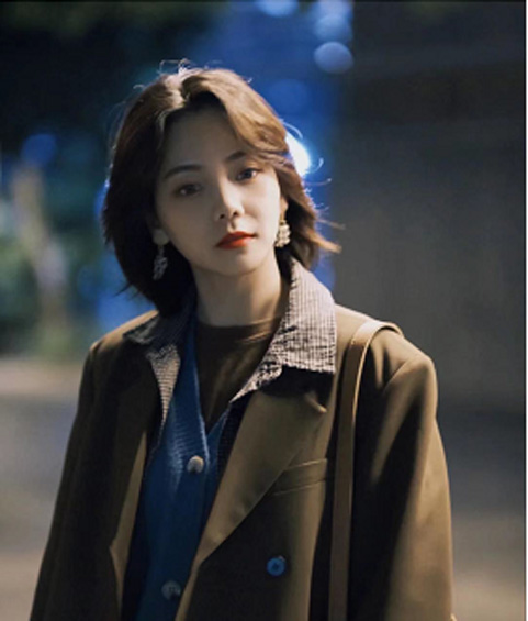 适合圆脸的鲻鱼头图片,适合戴眼镜框的初恋头短发发型