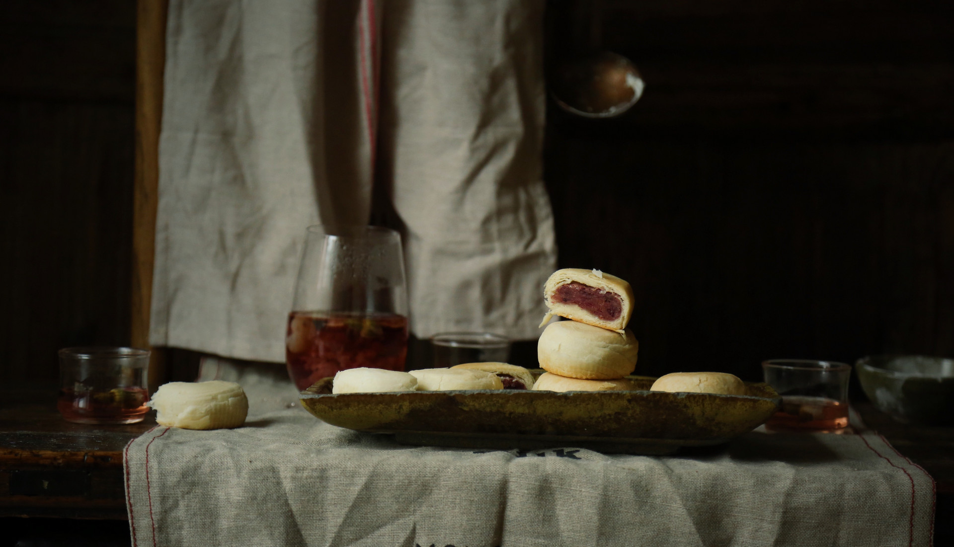 云南除了鲜花饼还有哪些特点,不去云南也能吃上新鲜的鲜花饼