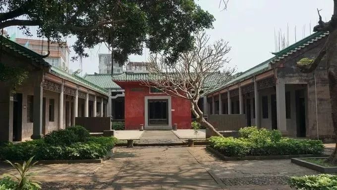 距海南20km有片处女地，比台湾风情比三亚便宜，路过都错过了