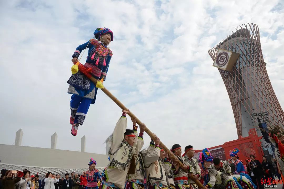 沉浸式吃肯德基串串,肯德基吃火锅串串