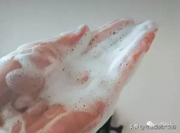 男生护肤小白入门必备护肤品,护肤品推荐顺序男士怎么选