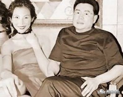 每月零花钱200万,李嘉欣如果不嫁豪门一年能挣多少