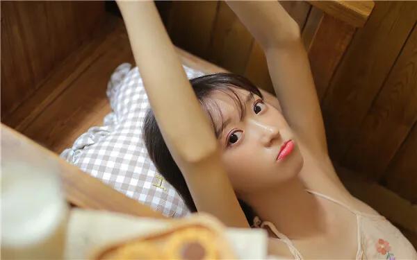 偶遇一个小姐姐加了微信怎么聊天,怎么要小姐姐的微信才不尴尬