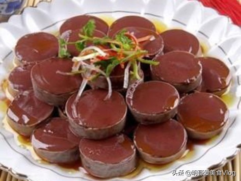 东北血肠的正宗做法视频,东北血肠的制作方法分享