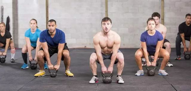 减肥后肚子皮肤松弛大概多久恢复,减肥减得太快了皮松了怎么办