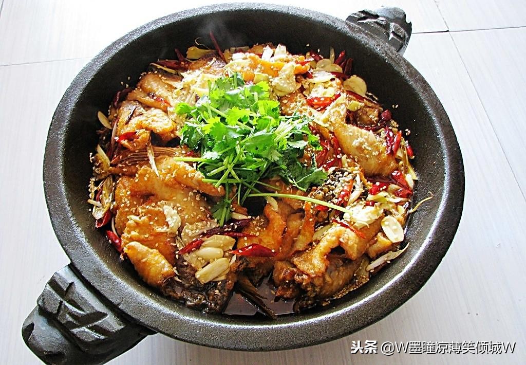 石锅鱼家常做法,柳叶石锅鱼做法