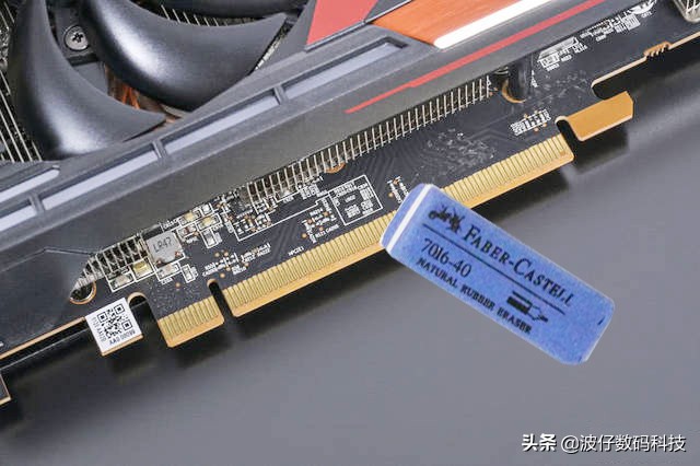 电脑突然花屏然后黑屏是怎么回事,电脑屏花屏教你一招20分钟复原