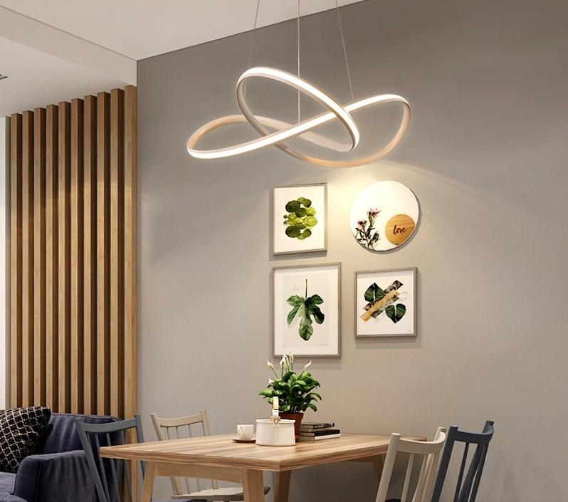 电视下方多个插座应该装什么开关,客厅电视位置留几个插座