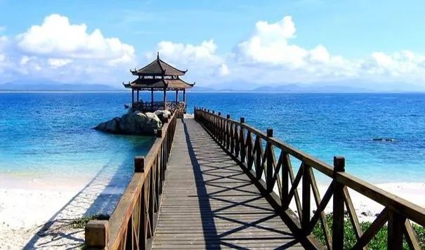 2019寒假“悦动锋尚”三亚浸入式足球游学冬令营招募开始啦！