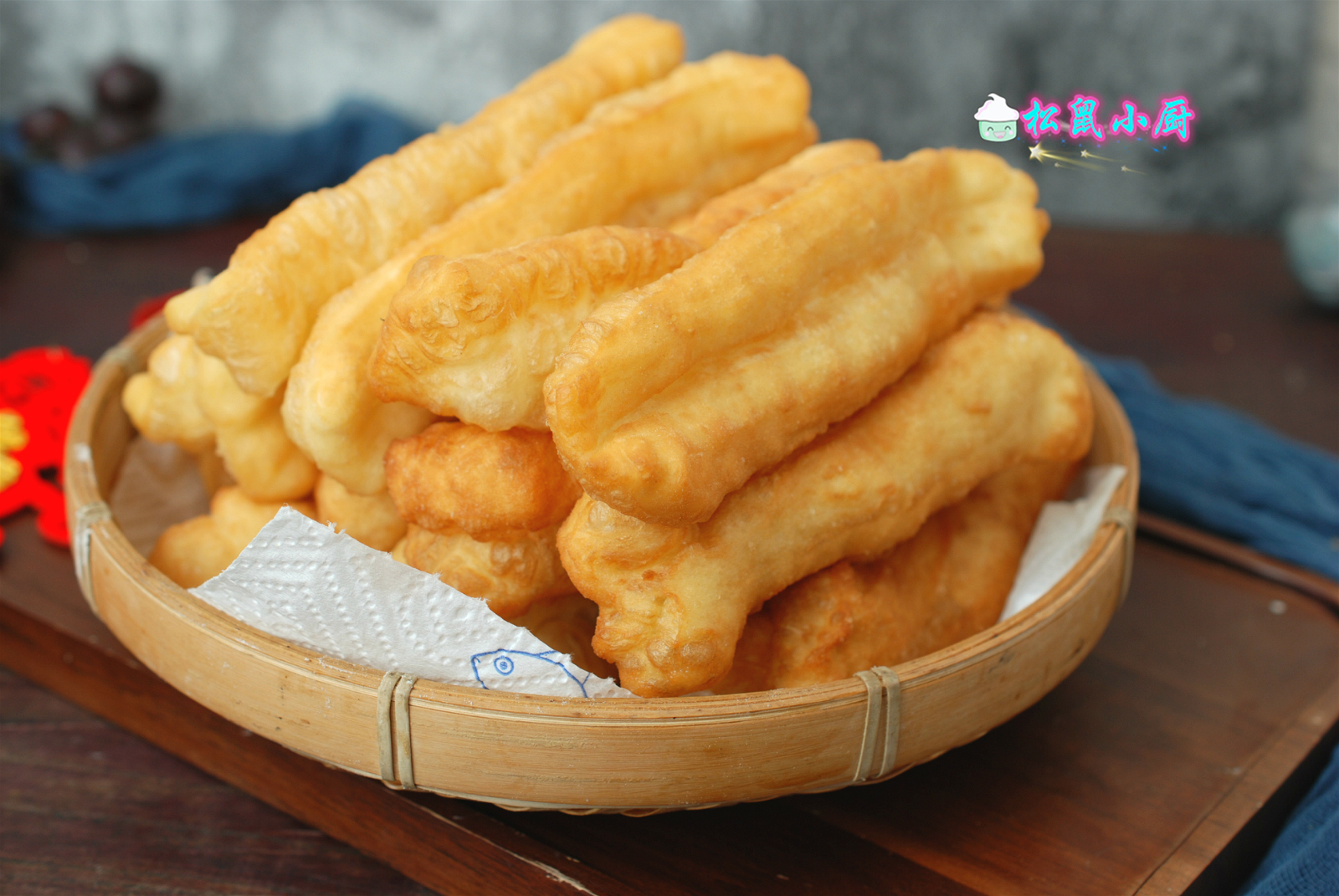 油条蓬松酥脆大妈教你做放心油条,早餐店大油条酥脆配方