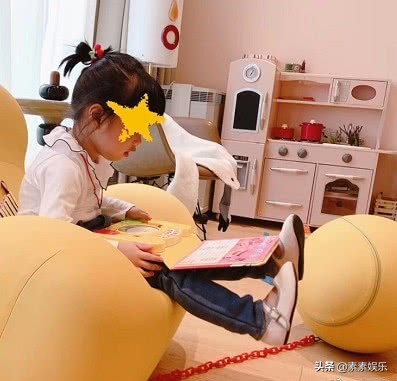 陈赫家豪宅内景太奢侈？一双鞋价值10万，一个玩具熊超6万