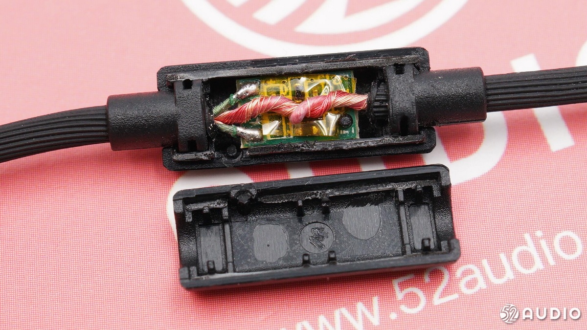 拆解报告：创新科技SXFITRIO三驱者Type-C接口有线耳机