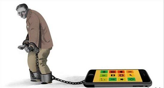 经常在宝宝旁边玩手机有什么危害,长期在熟睡婴儿旁边玩手机的危害