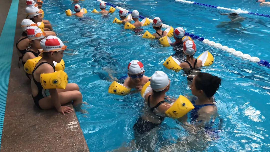 打造青少年“阳光体育行动”品牌工程助力未成年人身心健康成长——市体育局推进青少年思想道德建设纪实