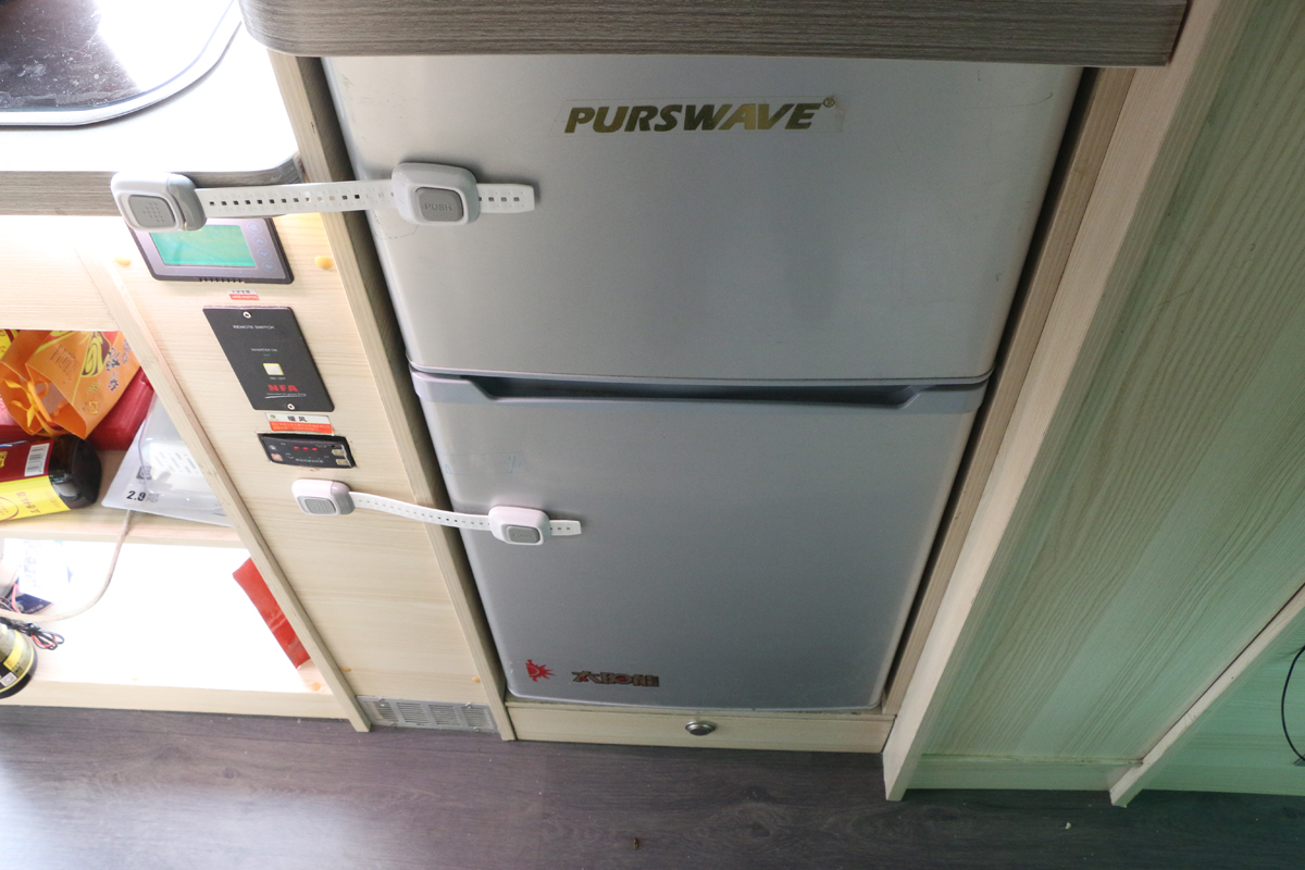 福田G9对卡座升顶房车,福田g9房车五菱房车对比