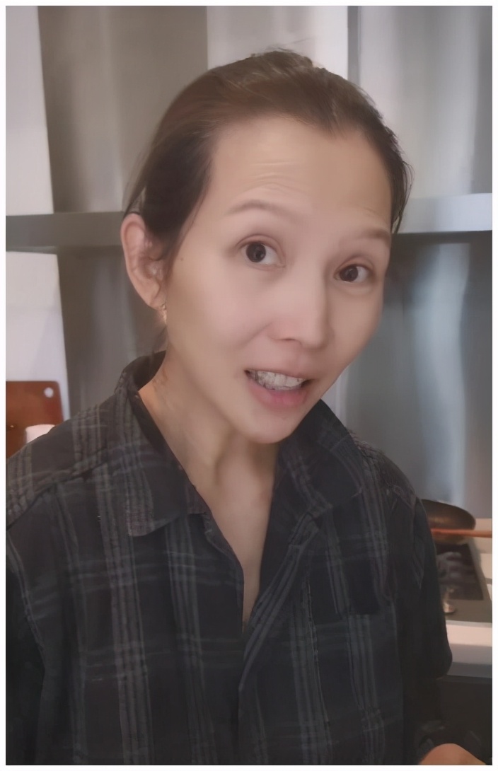 蔡少芬和陈法蓉相差几岁,蔡少芬陈法蓉这对港普姐妹花