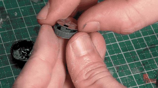 扎古蚀刻片安装,扎古蚀刻片