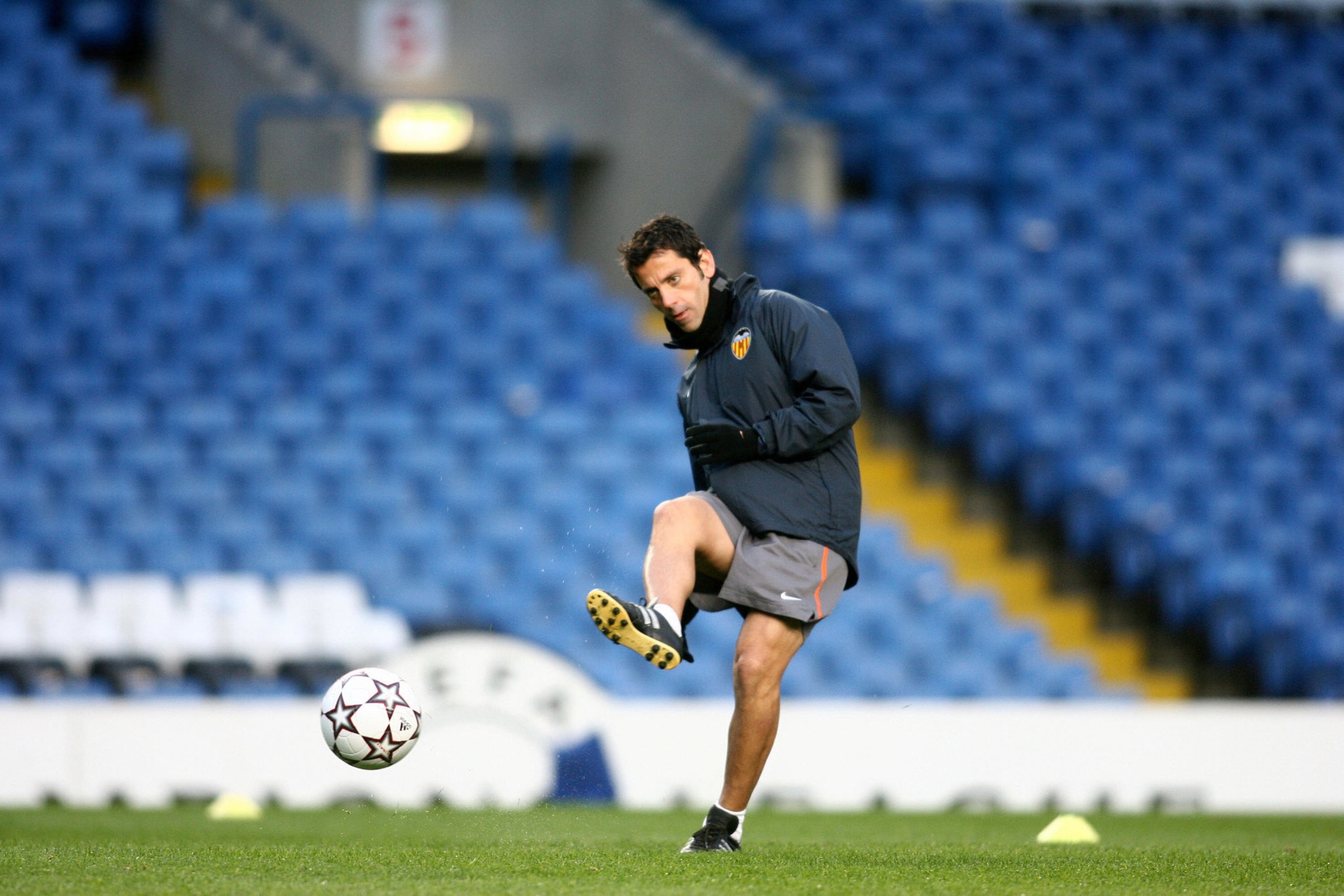 鍩哄厠寮楁礇闆锋柉,鍩哄厠寮楁礇闆锋柉韬珮