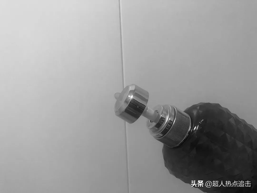 「城里套路深」北京有群女孩专睡男明星，目的是收集他们的精液…